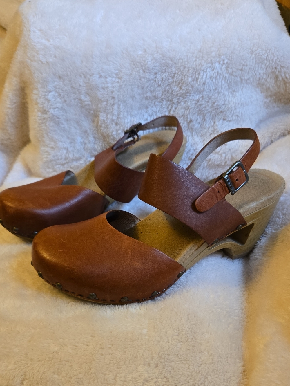 Dansko Women’s Brown Leather Slingback Clog Sandals